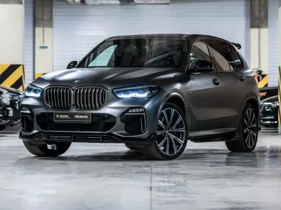 BMW X5 xDrive M50d AT Base